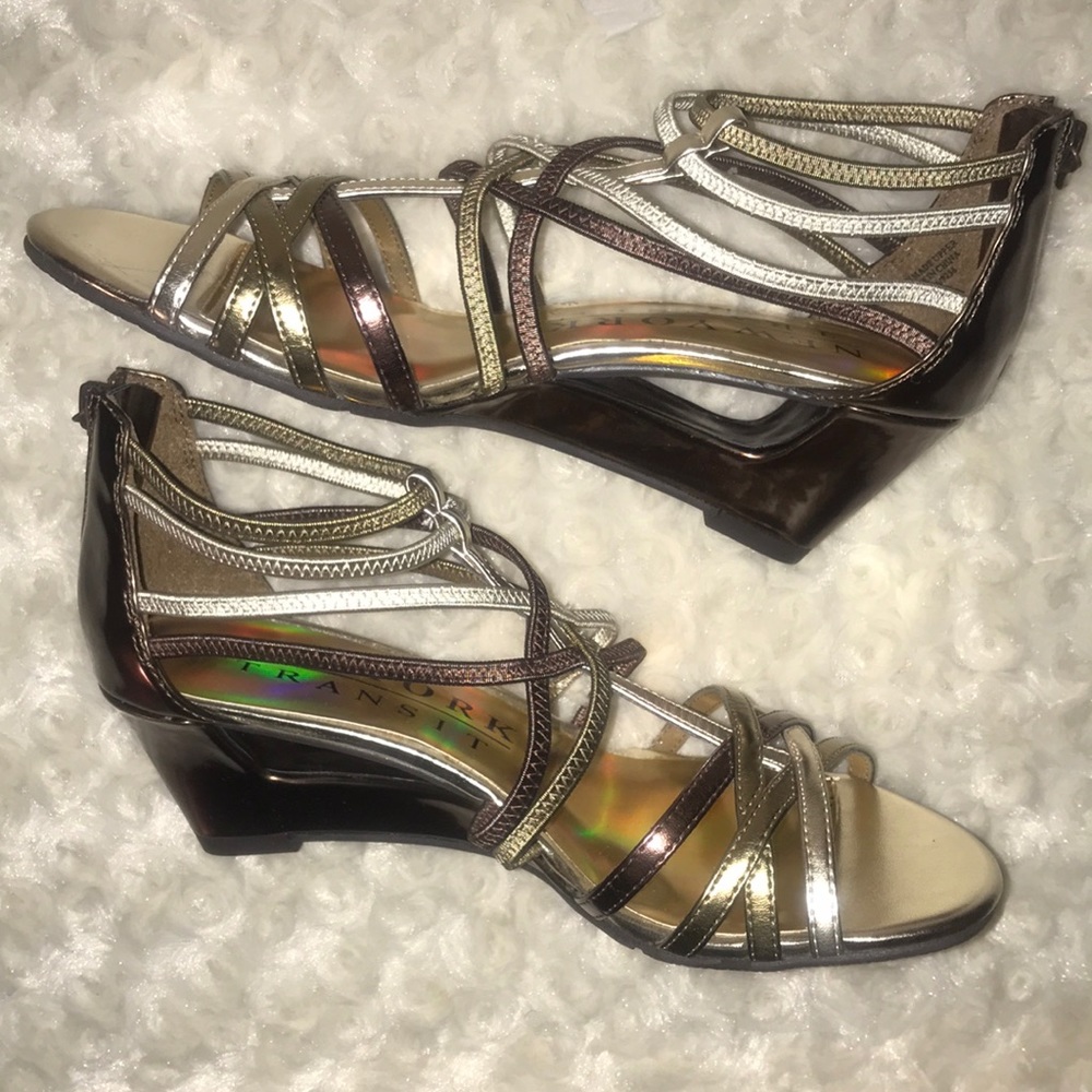 New York Transit Gold MLT-MS Strappy Wedge Size 7